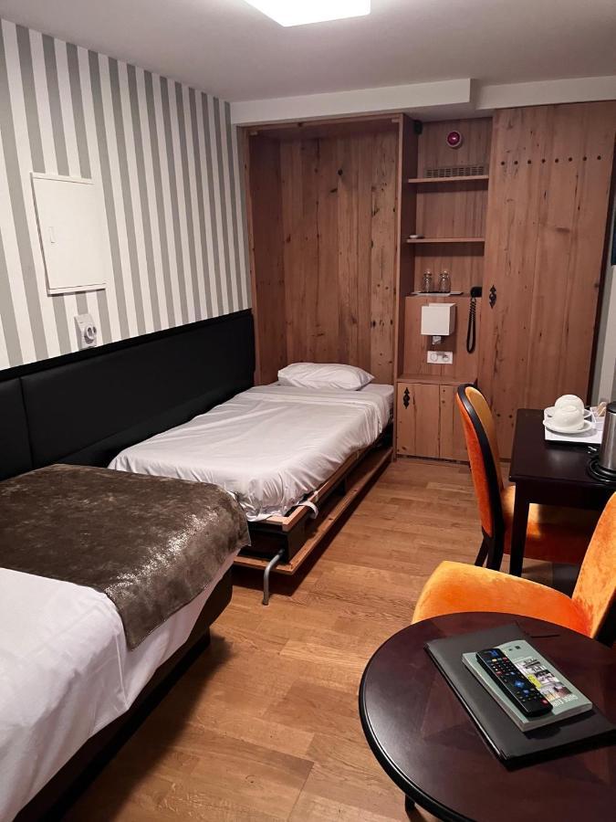 Logis Hotel Ettenheim Strasburg Zewnętrze zdjęcie